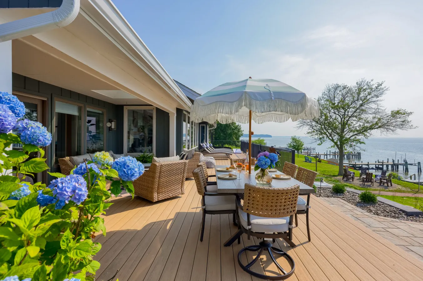 Sunset View Oasis Waterfront w Hot Tub/Dock 10