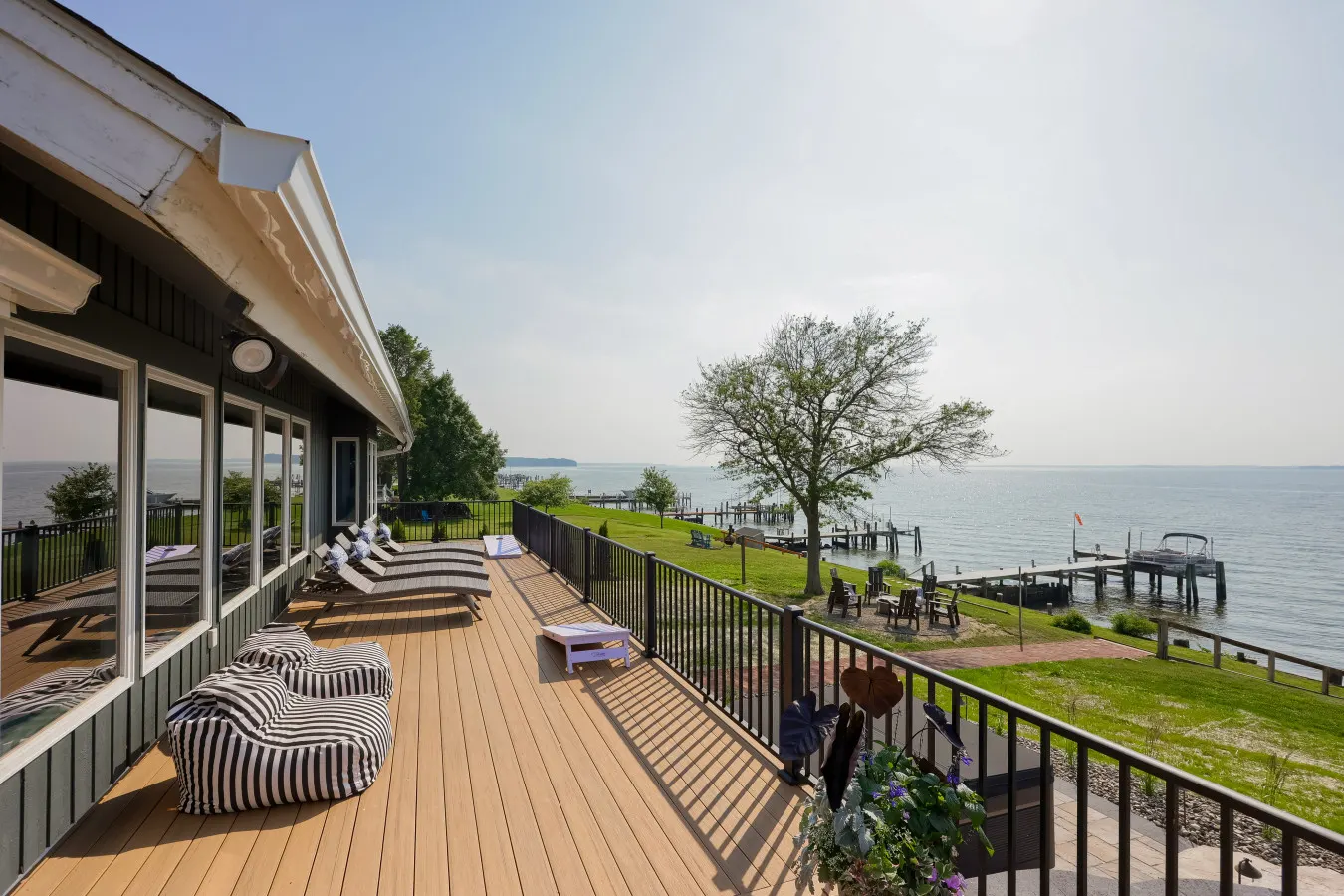 Sunset View Oasis Waterfront w Hot Tub/Dock 15