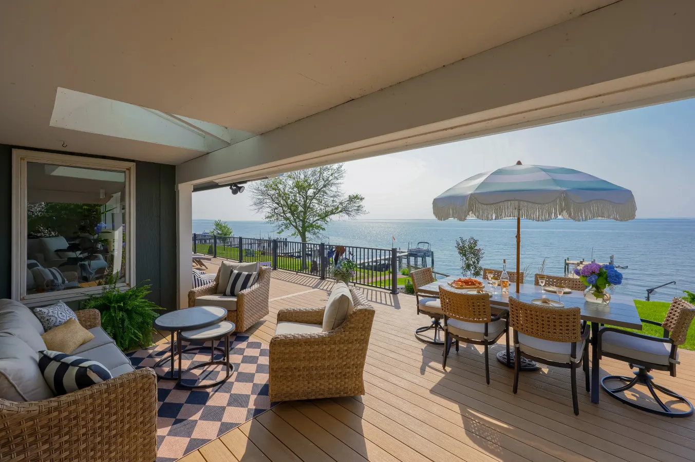 Sunset View Oasis Waterfront w Hot Tub/Dock 16