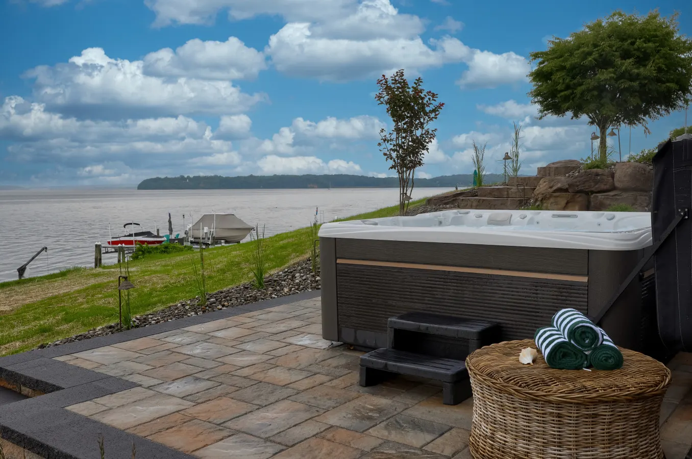 Sunset View Oasis Waterfront w Hot Tub/Dock — photo 4