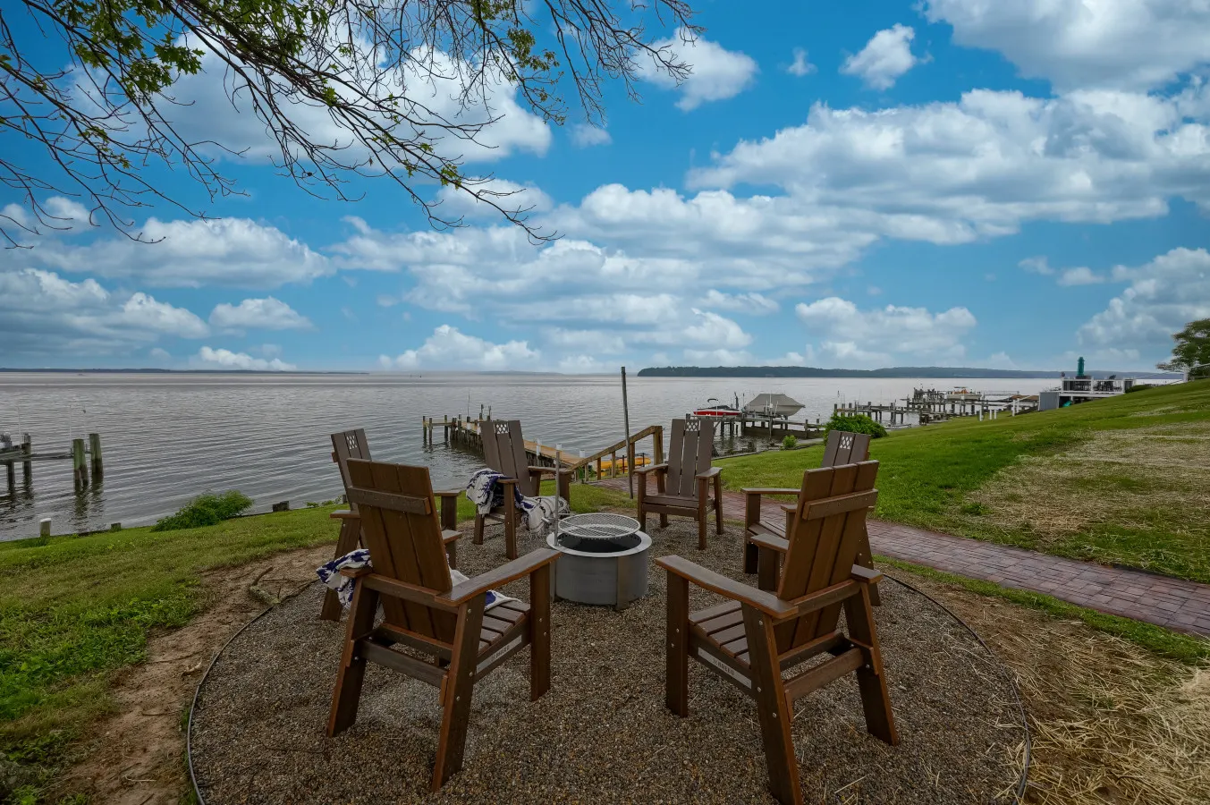 Sunset View Oasis Waterfront w Hot Tub/Dock — photo 5