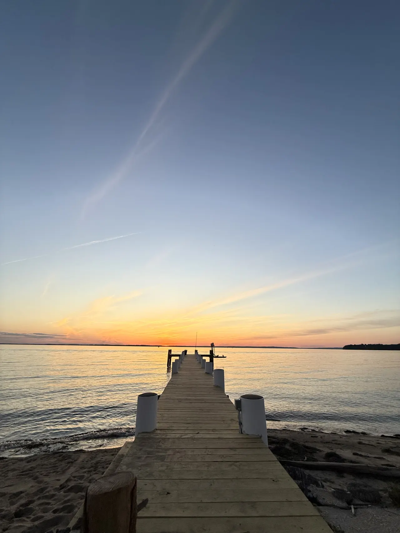 Sunset View Oasis Waterfront w Hot Tub/Dock 8