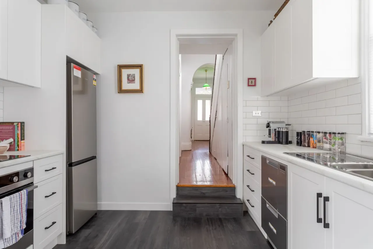 Two Worlds Townhouse - Launceston 9