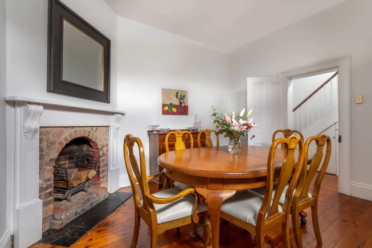 Two Worlds Townhouse - Launceston 3