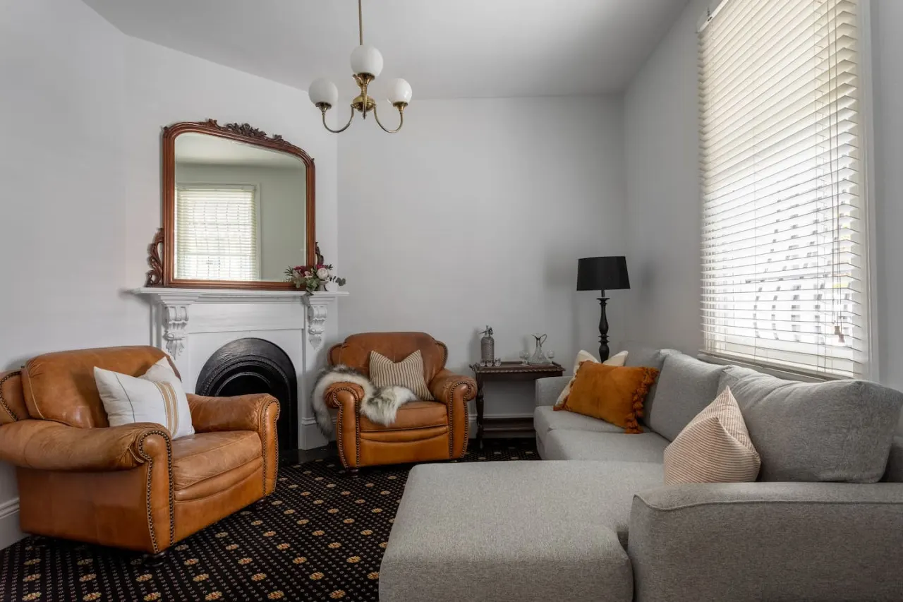 Two Worlds Townhouse - Launceston 6