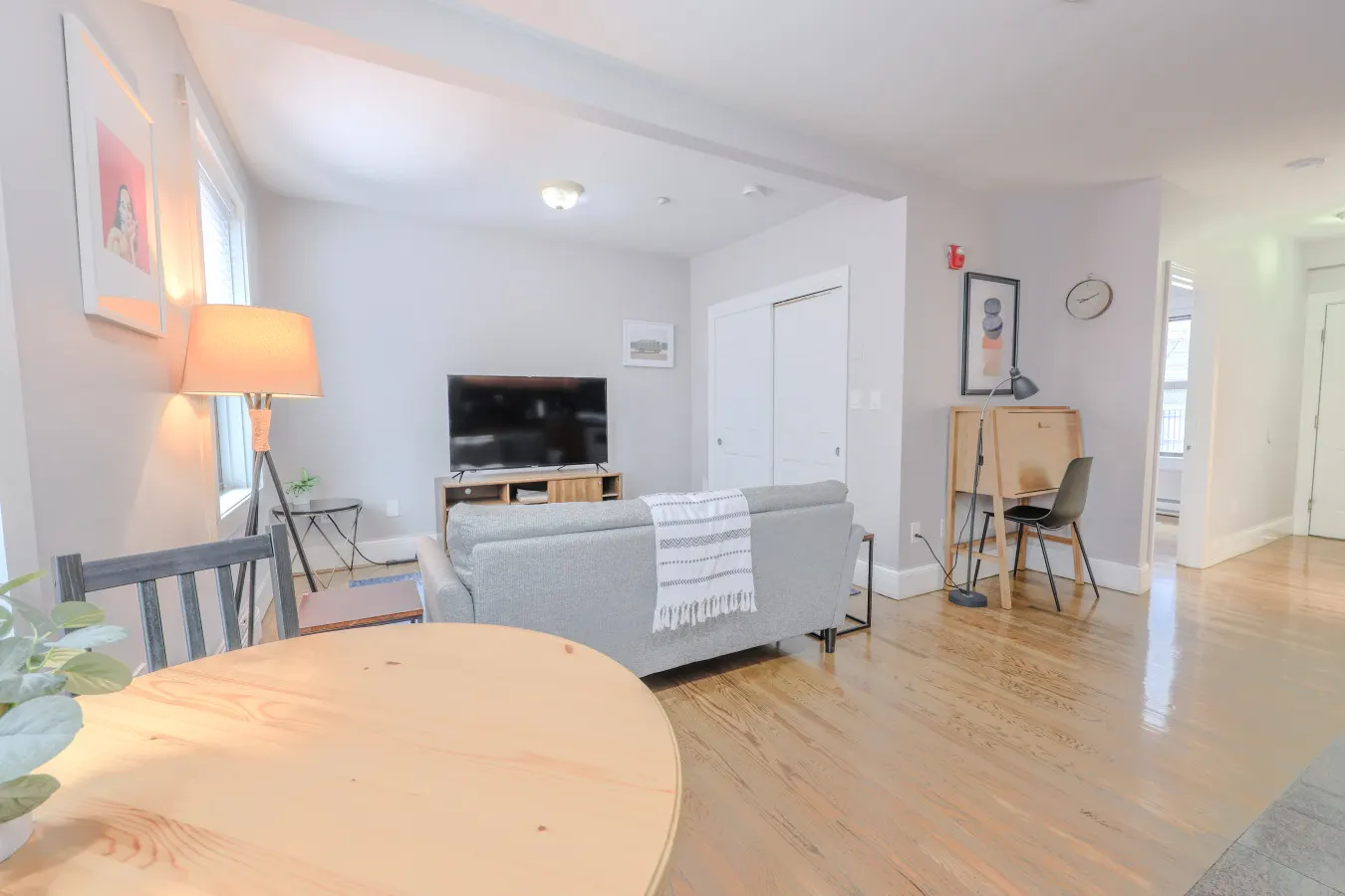 Simple 1BR steps to Boston Common and South End! 8