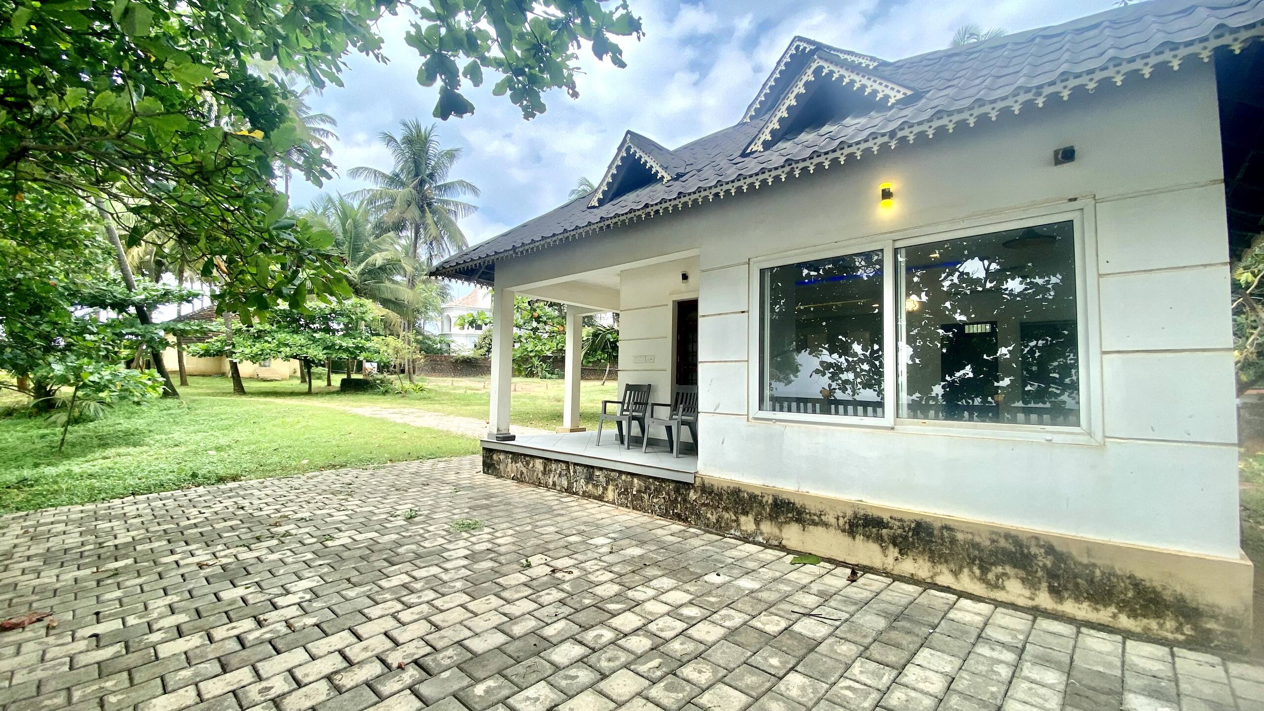 Metro Landsend beach House 22