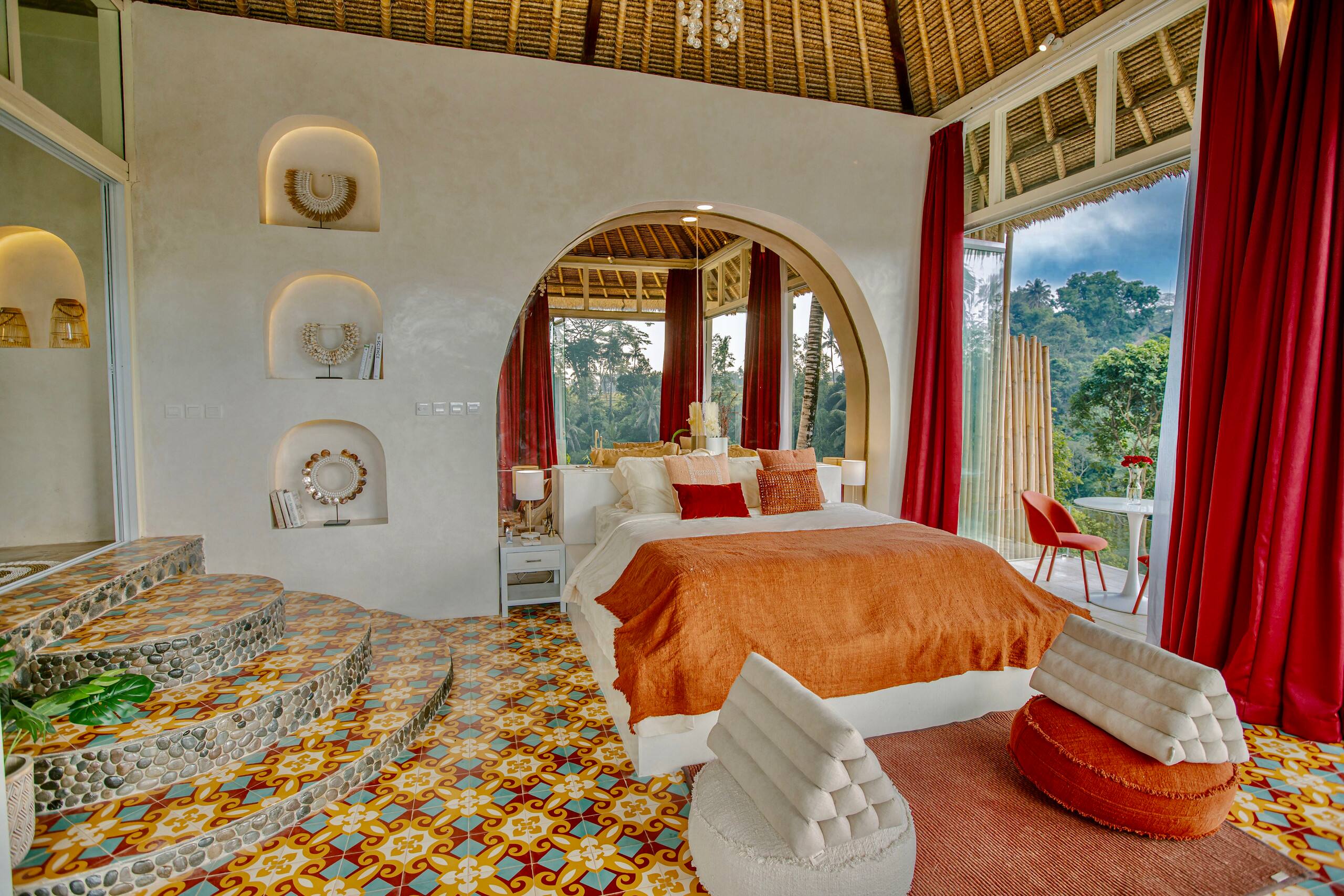 Jungle View, Balcony, Bathtub 14