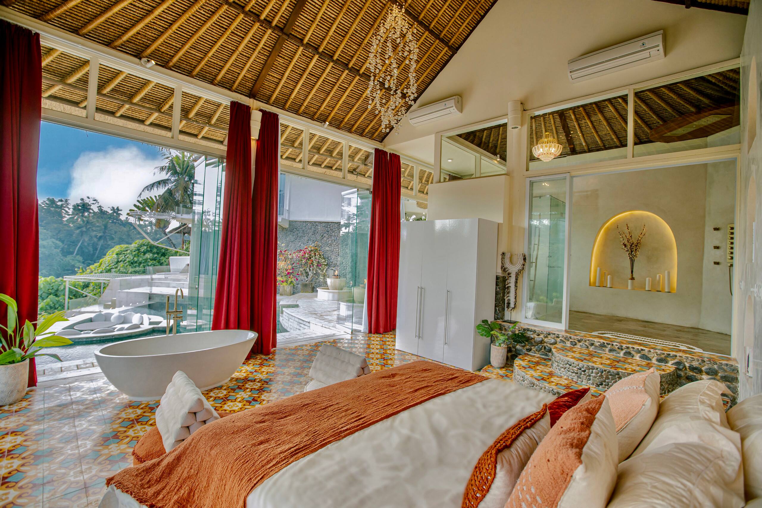 Jungle View, Balcony, Bathtub 12