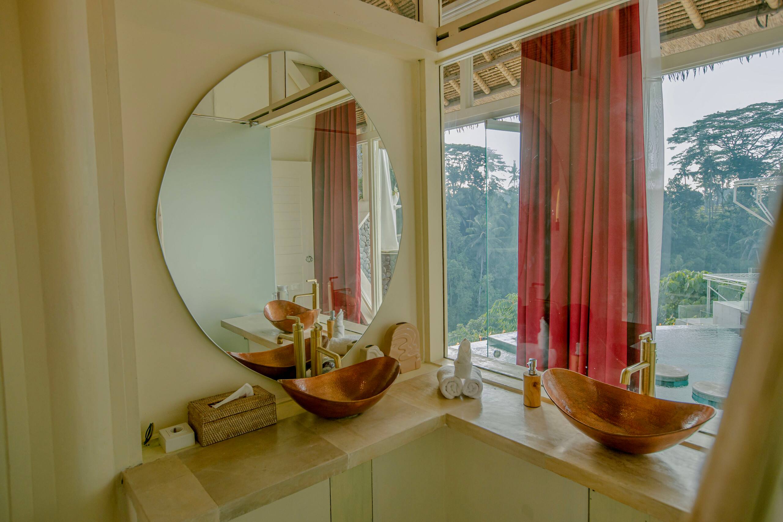 Jungle View, Balcony, Bathtub 26
