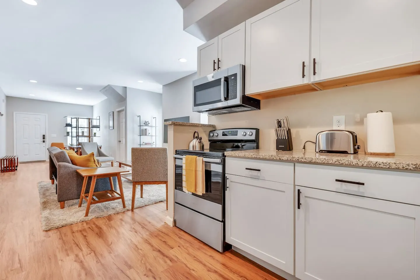 Private 3BR Near BeltLine & Stadium 8