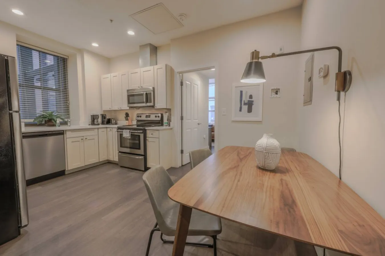 Pet Friendly Studio Walk to MGH 6