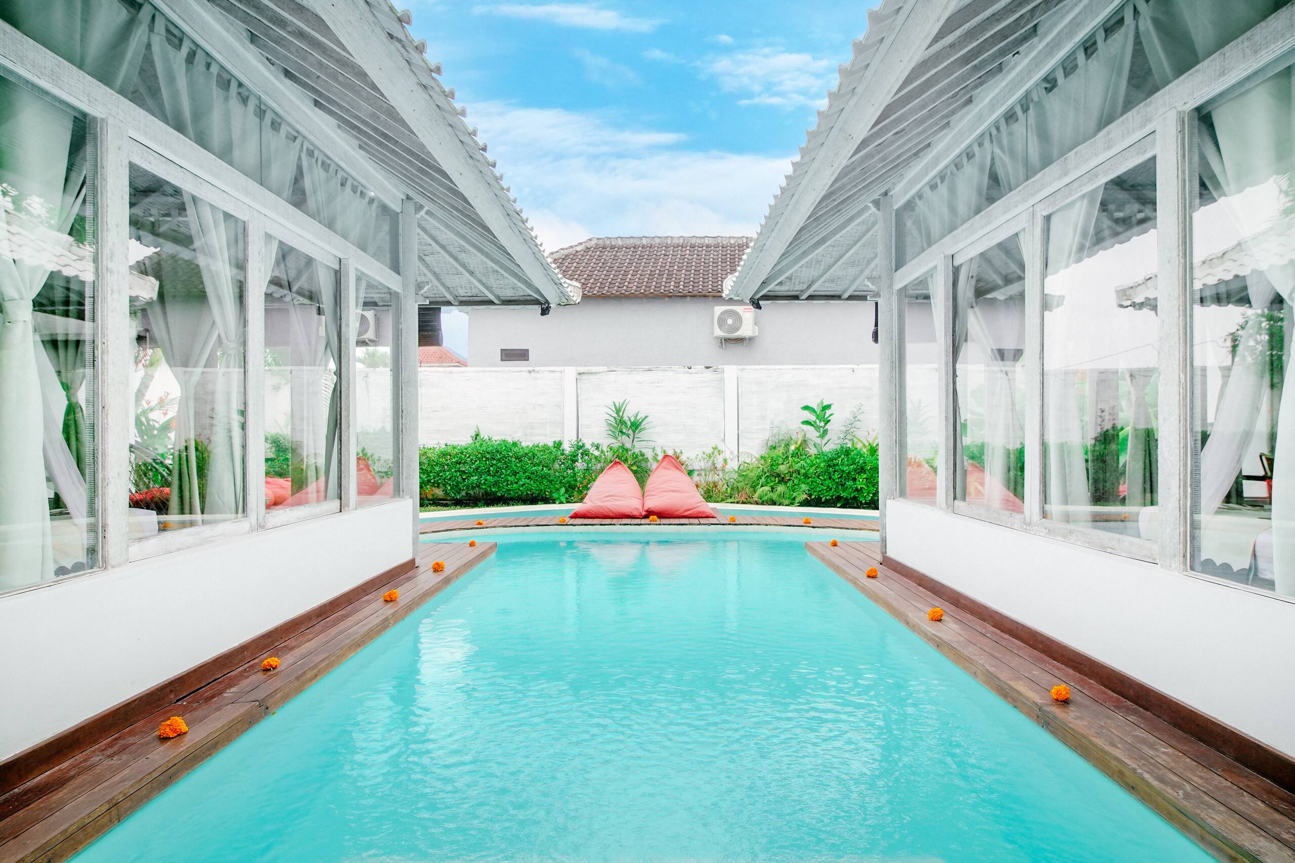 Villa Laksmana | unique 2BR in central Seminyak — photo 2