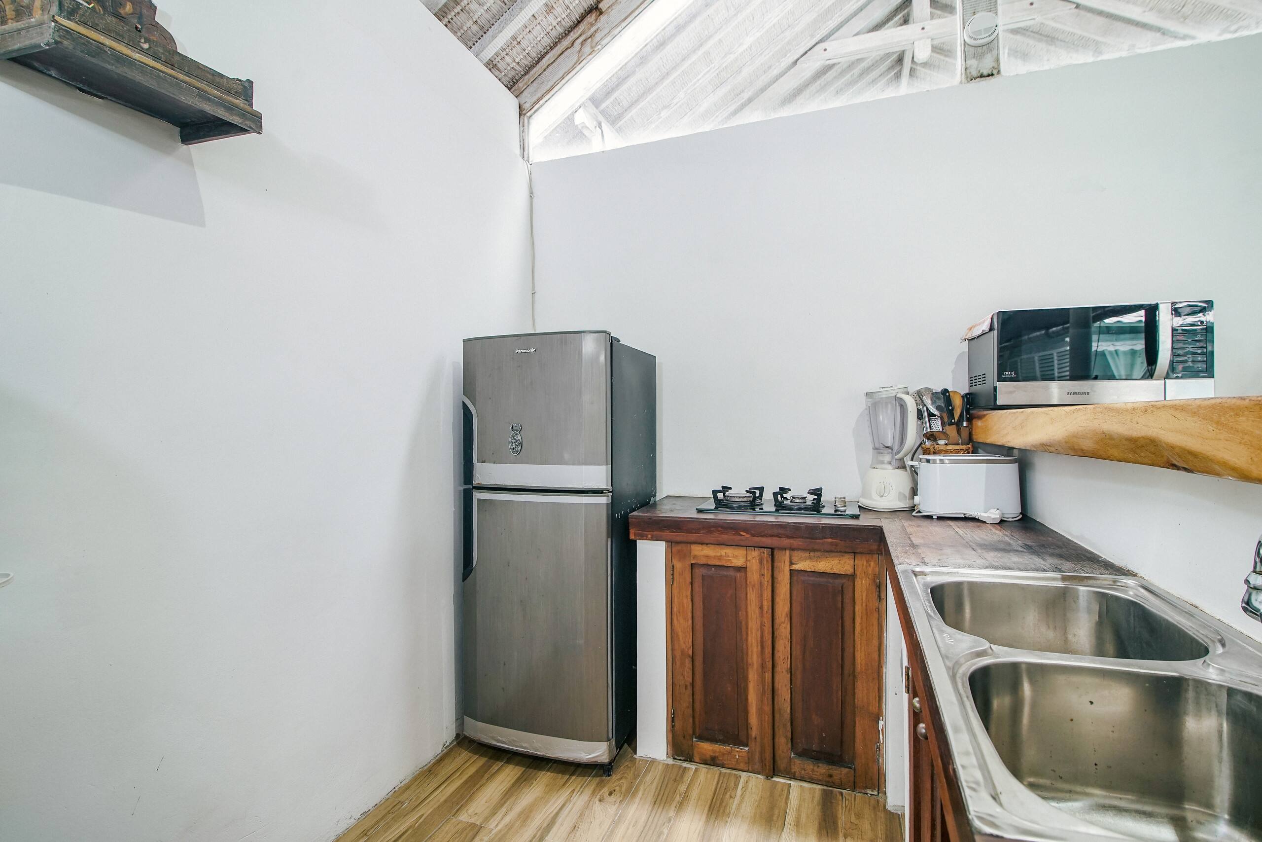 Villa Laksmana | unique 2BR in central Seminyak 12