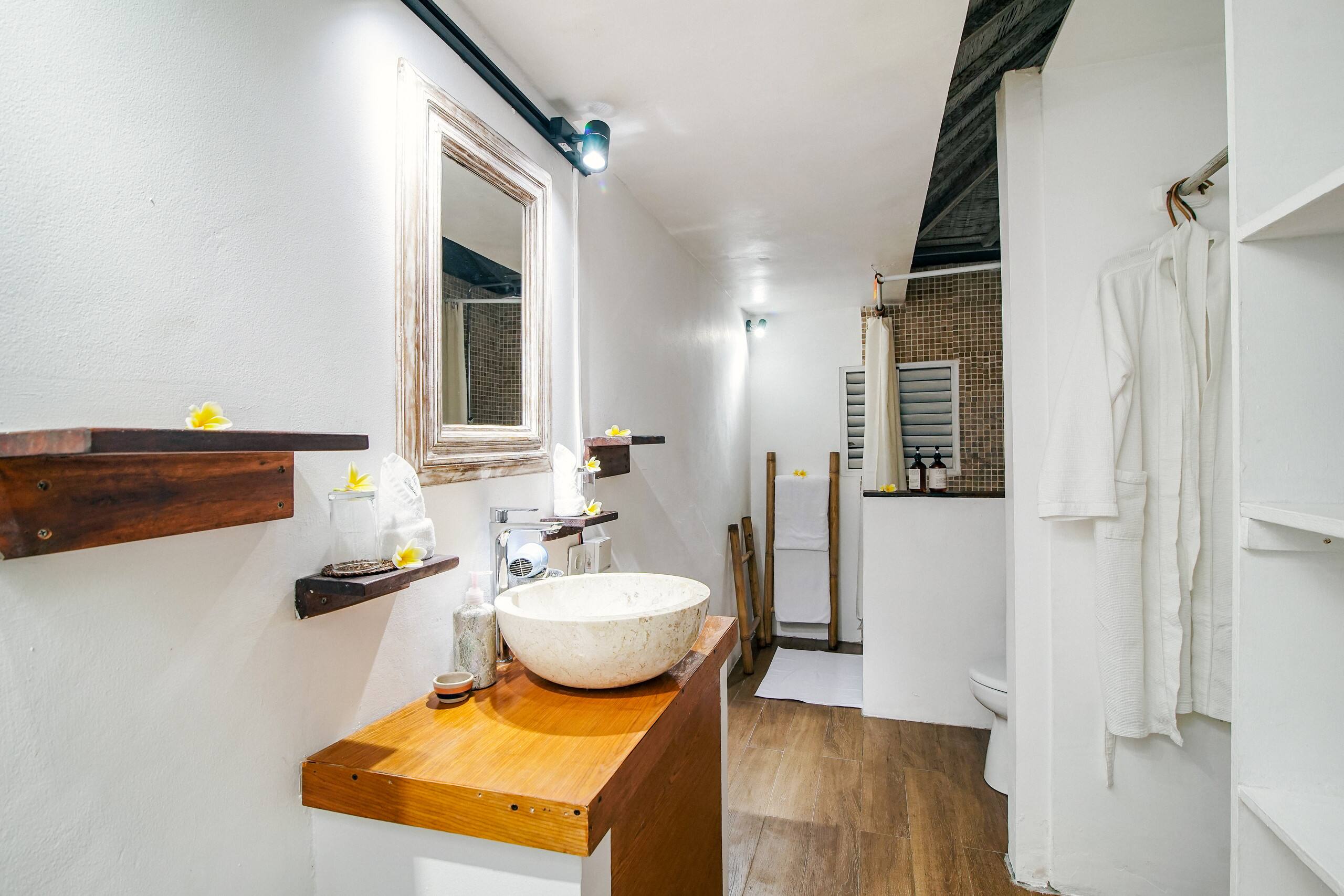 Villa Laksmana | unique 2BR in central Seminyak 7