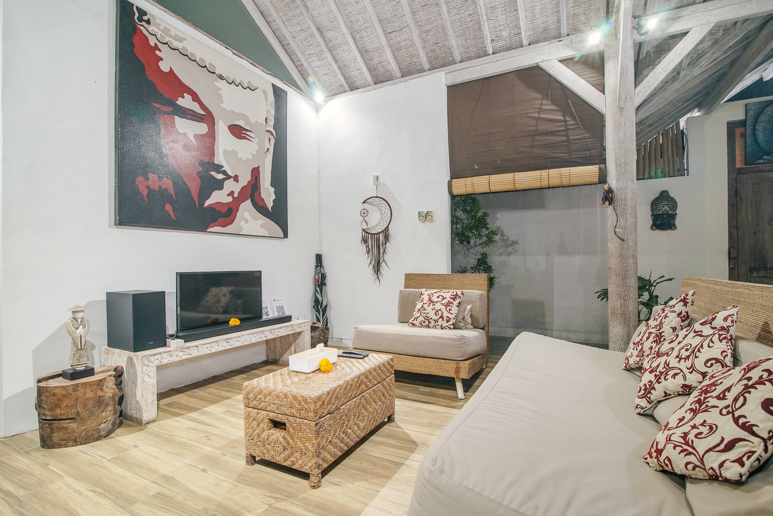 Villa Laksmana | unique 2BR in central Seminyak — photo 4