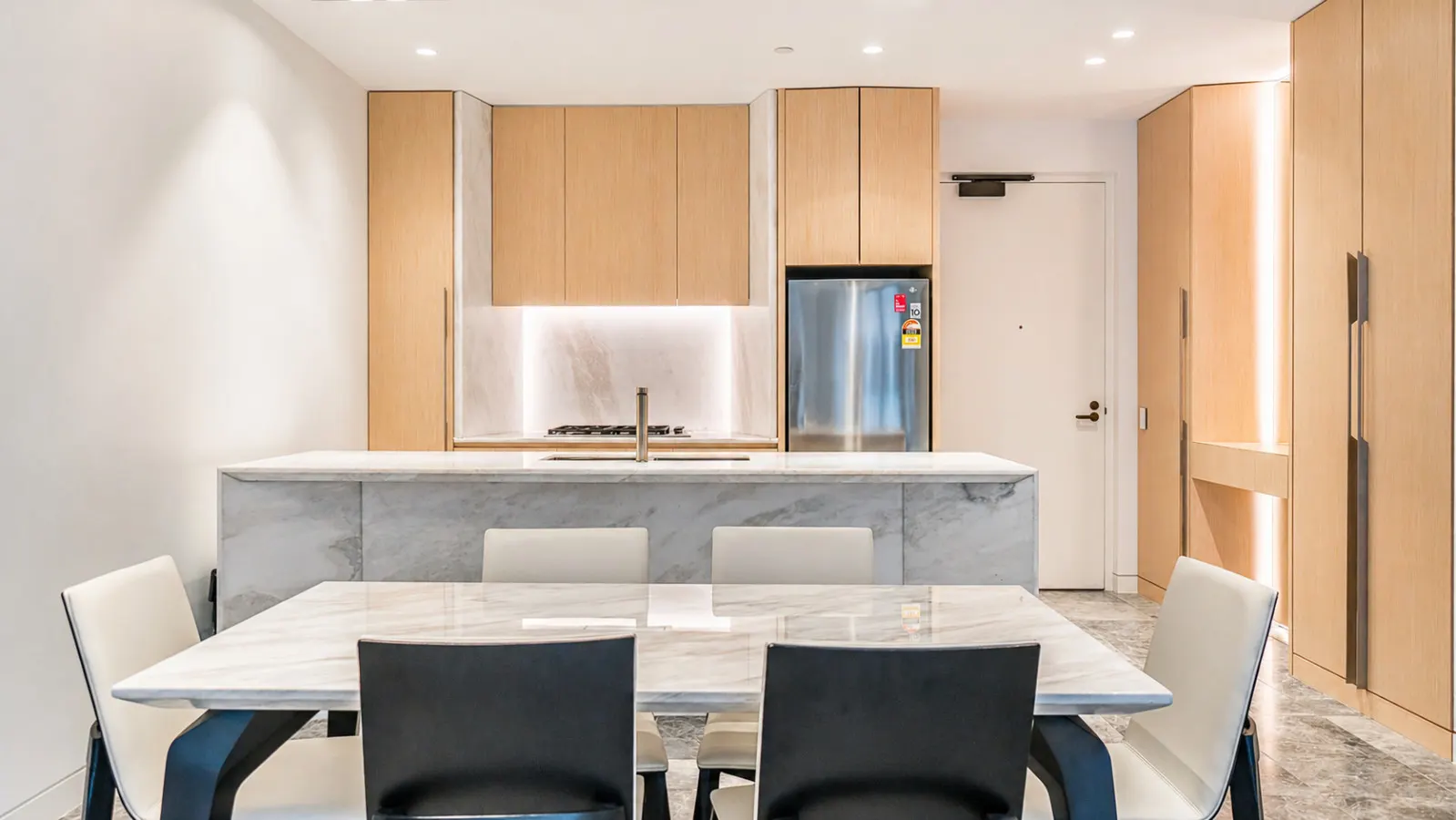 2BR by Circular Quay The Rocks + Free Parking 19
