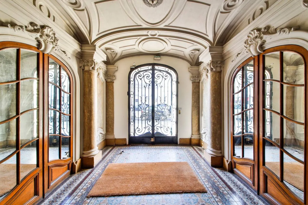 ArcdeTriomphe-Trocadero -Style Haussmanien-studio 17