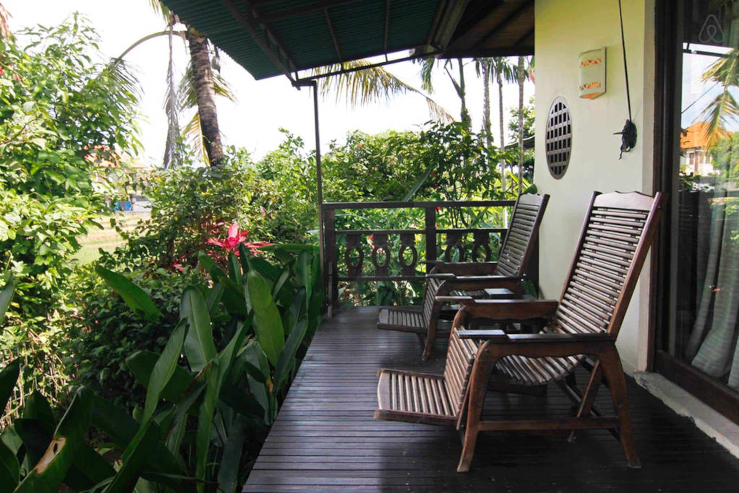 Surrounded by greenery in the heart of Canggu 13
