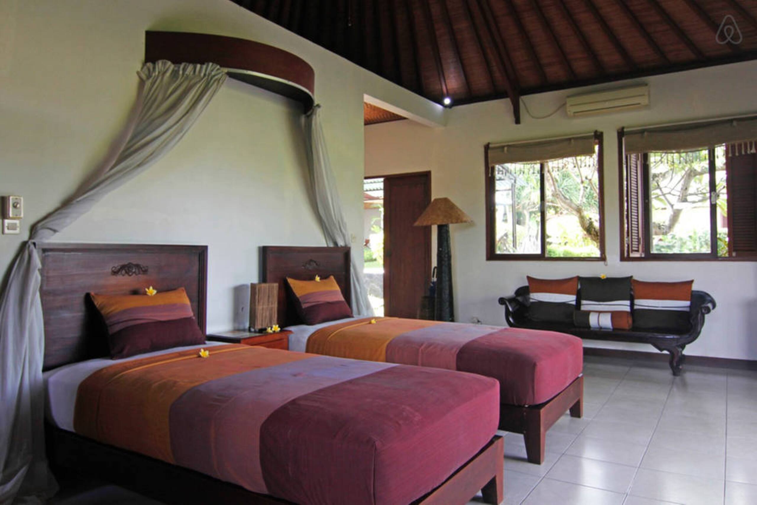 Surrounded by greenery in the heart of Canggu 10