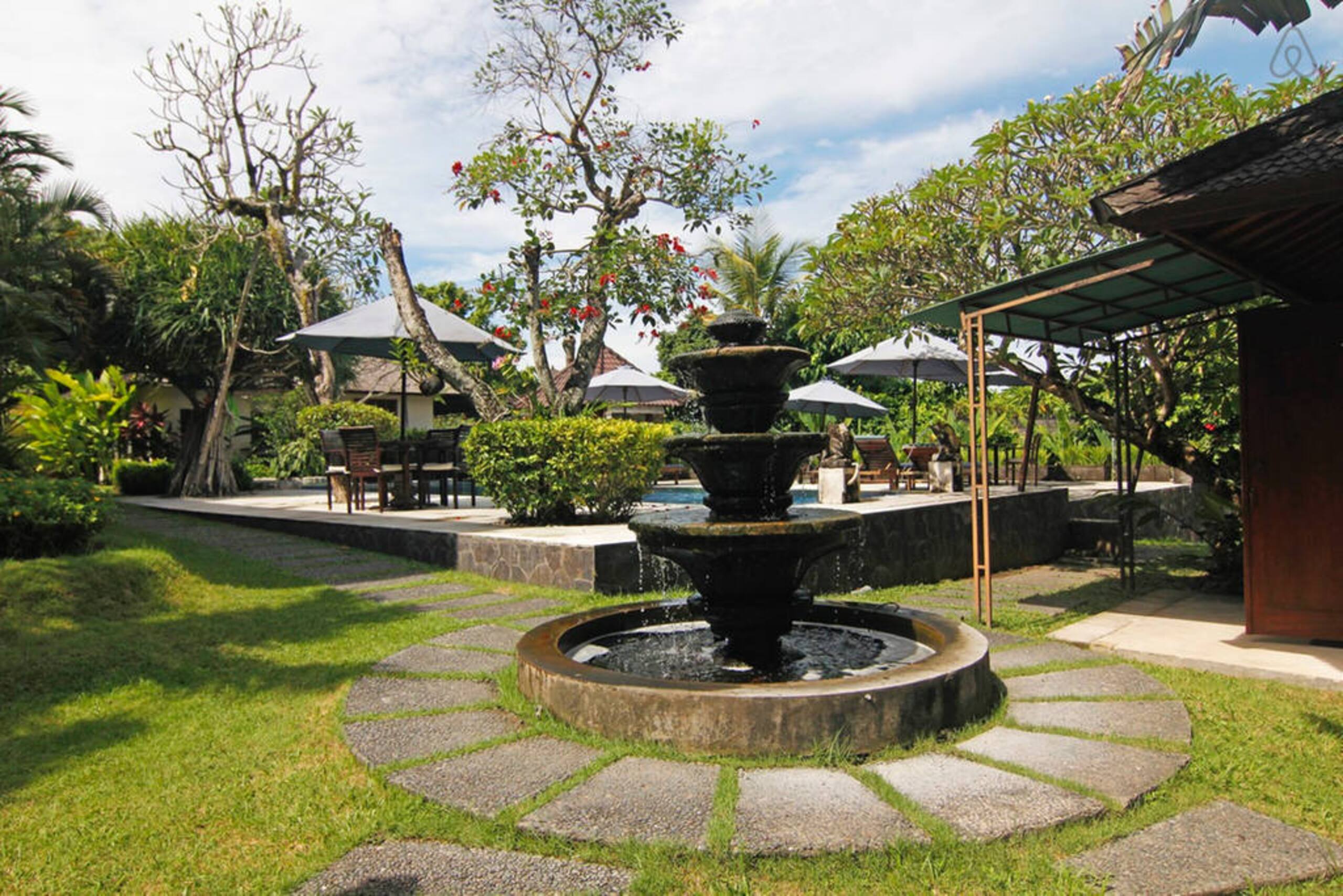 Surrounded by greenery in the heart of Canggu 14