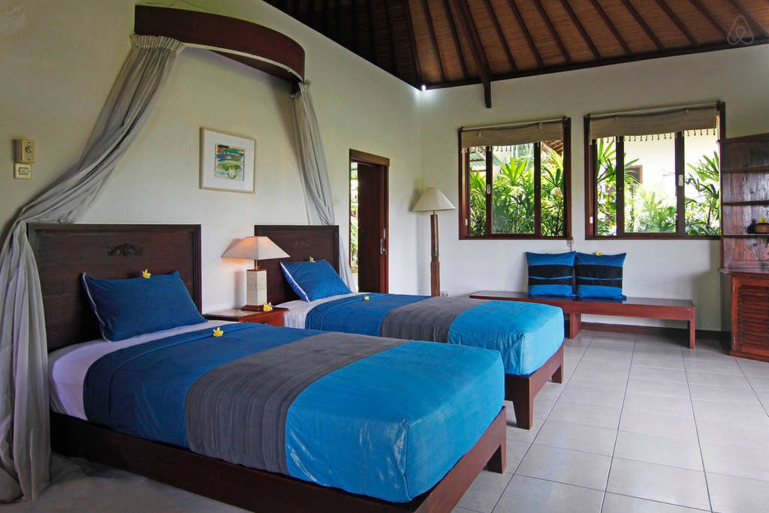 Surrounded by greenery in the heart of Canggu 9