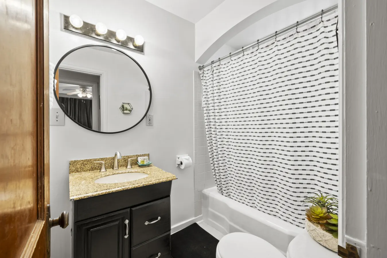 Timeless Tulane 1Bed 1 Bath Apt. Mins 2 High 4