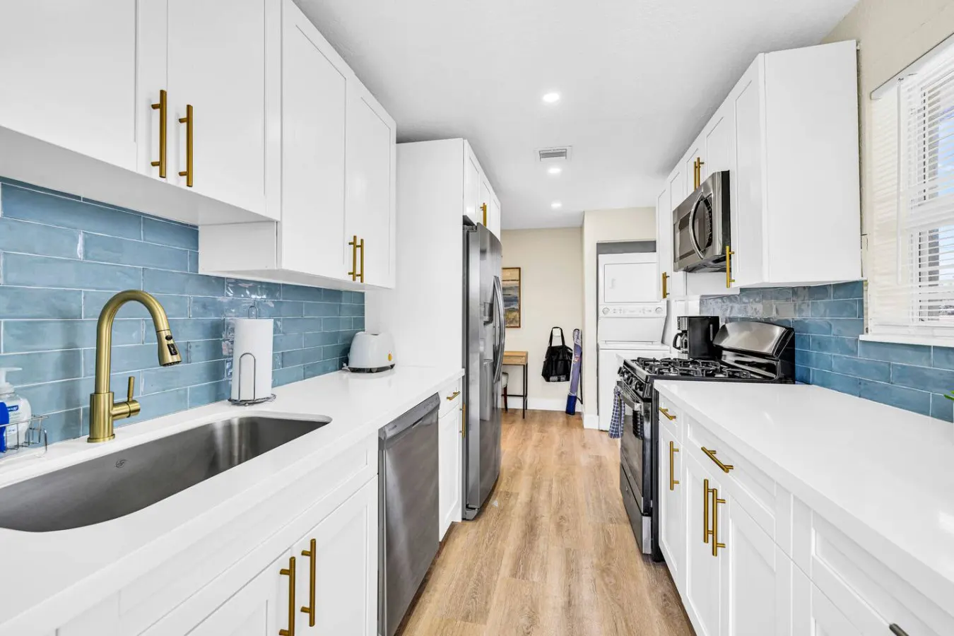 Stunning 4Beds/2Baths Unit in Delray- Heated Pool 16