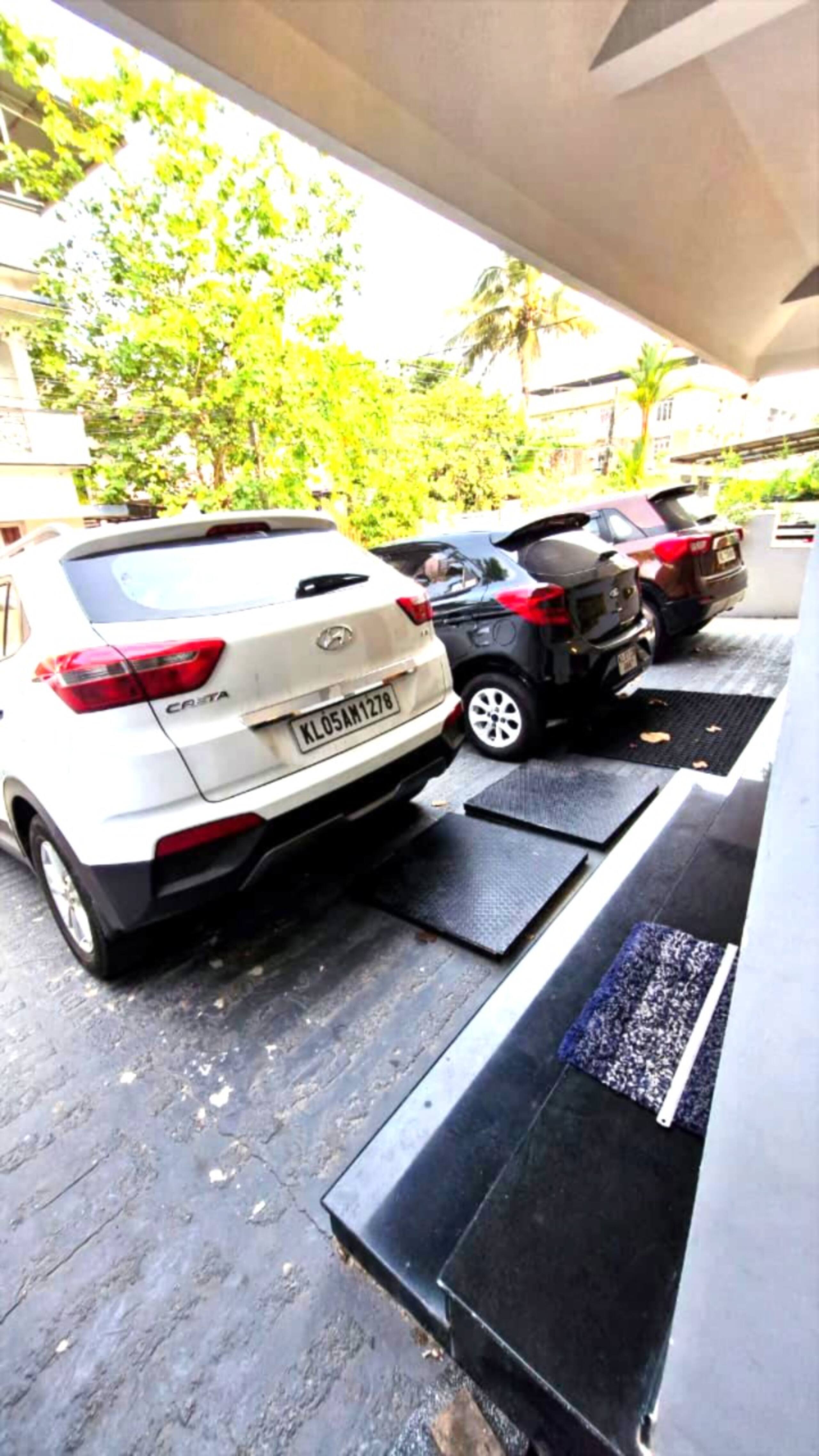 Luxury Stay Near Lulu Mall & AIMS Edappally Metro 29