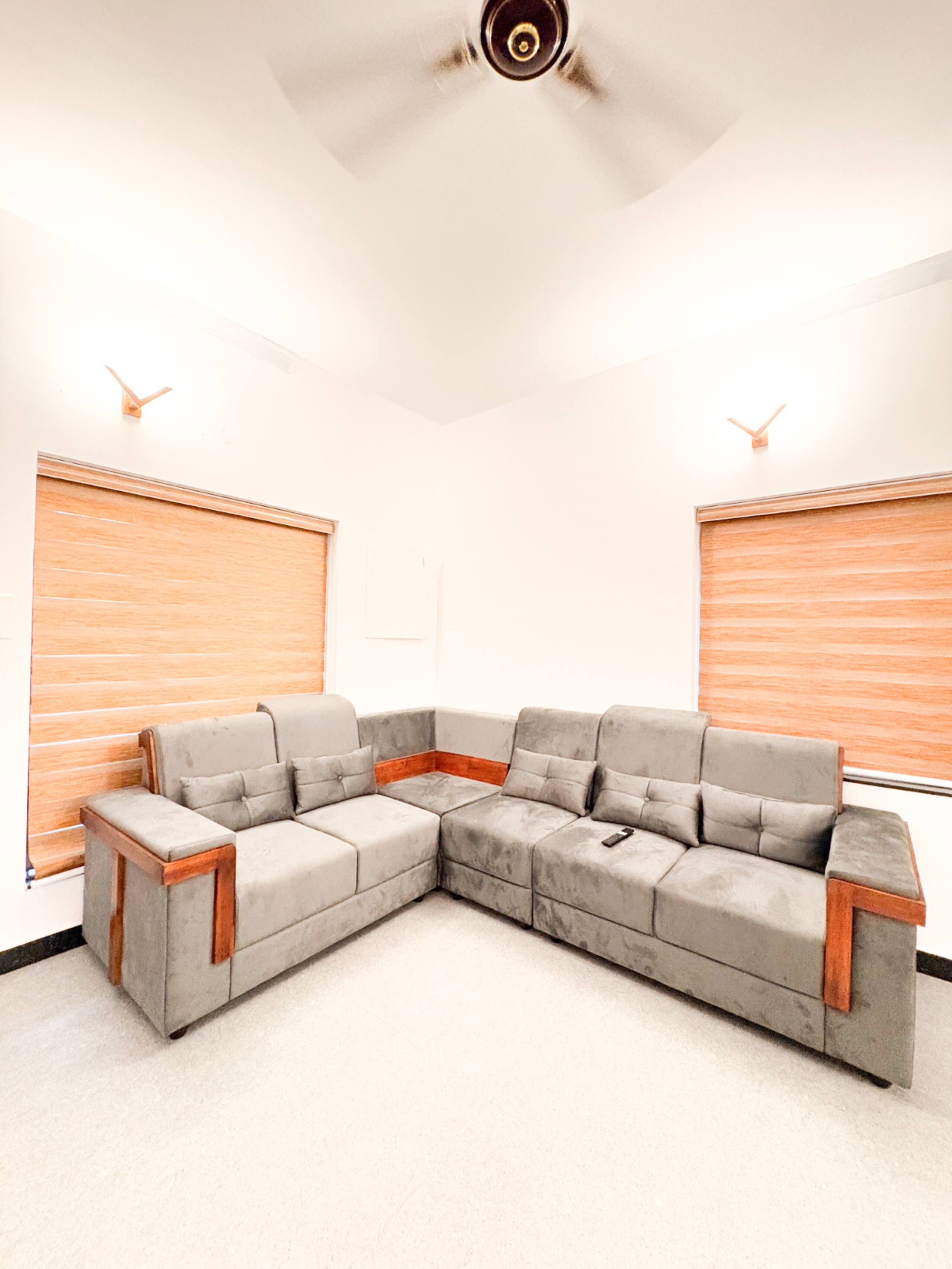 Luxury Stay Near Lulu Mall & AIMS Edappally Metro 7