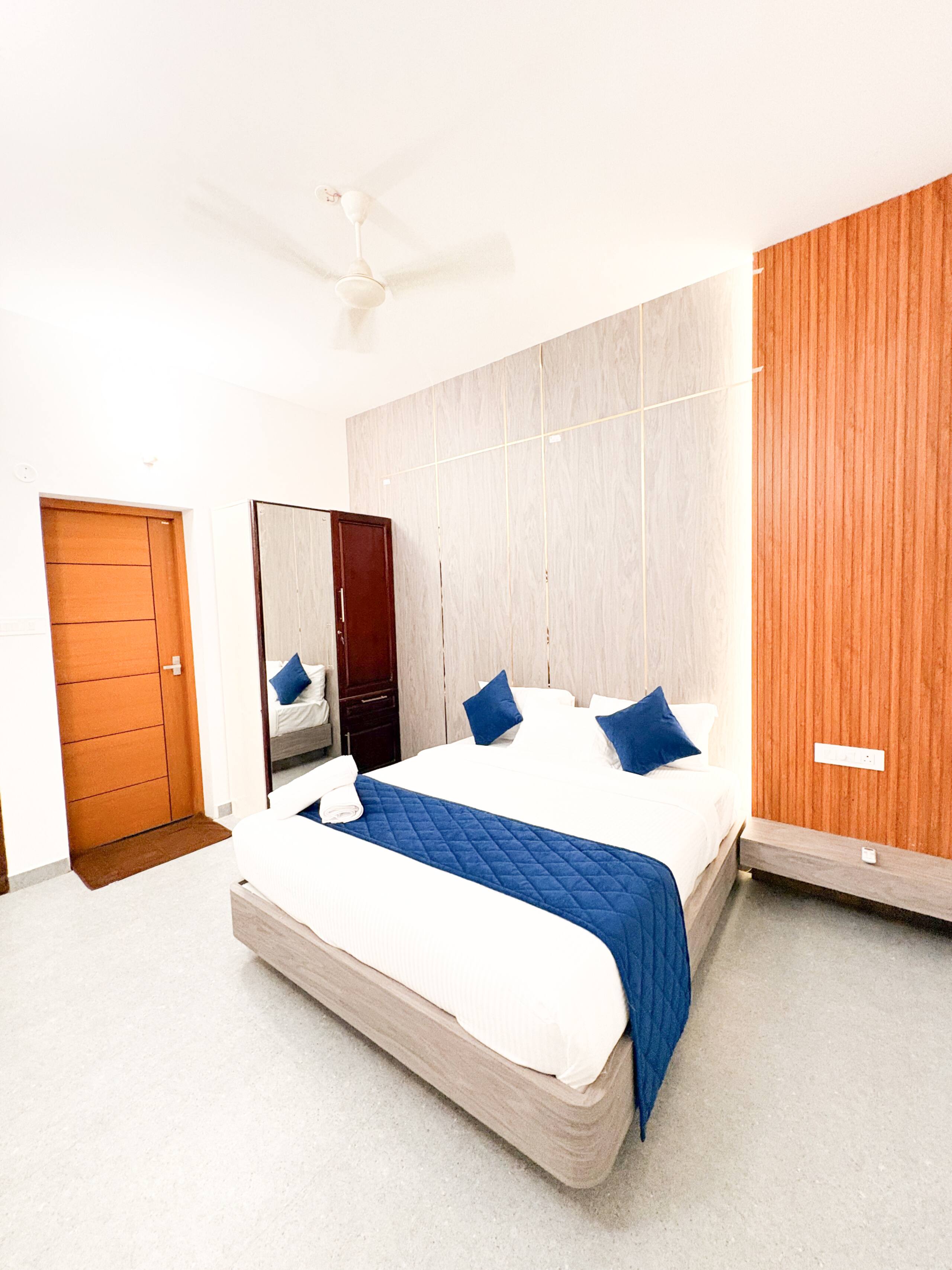 Luxury Stay Near Lulu Mall & AIMS Edappally Metro 22