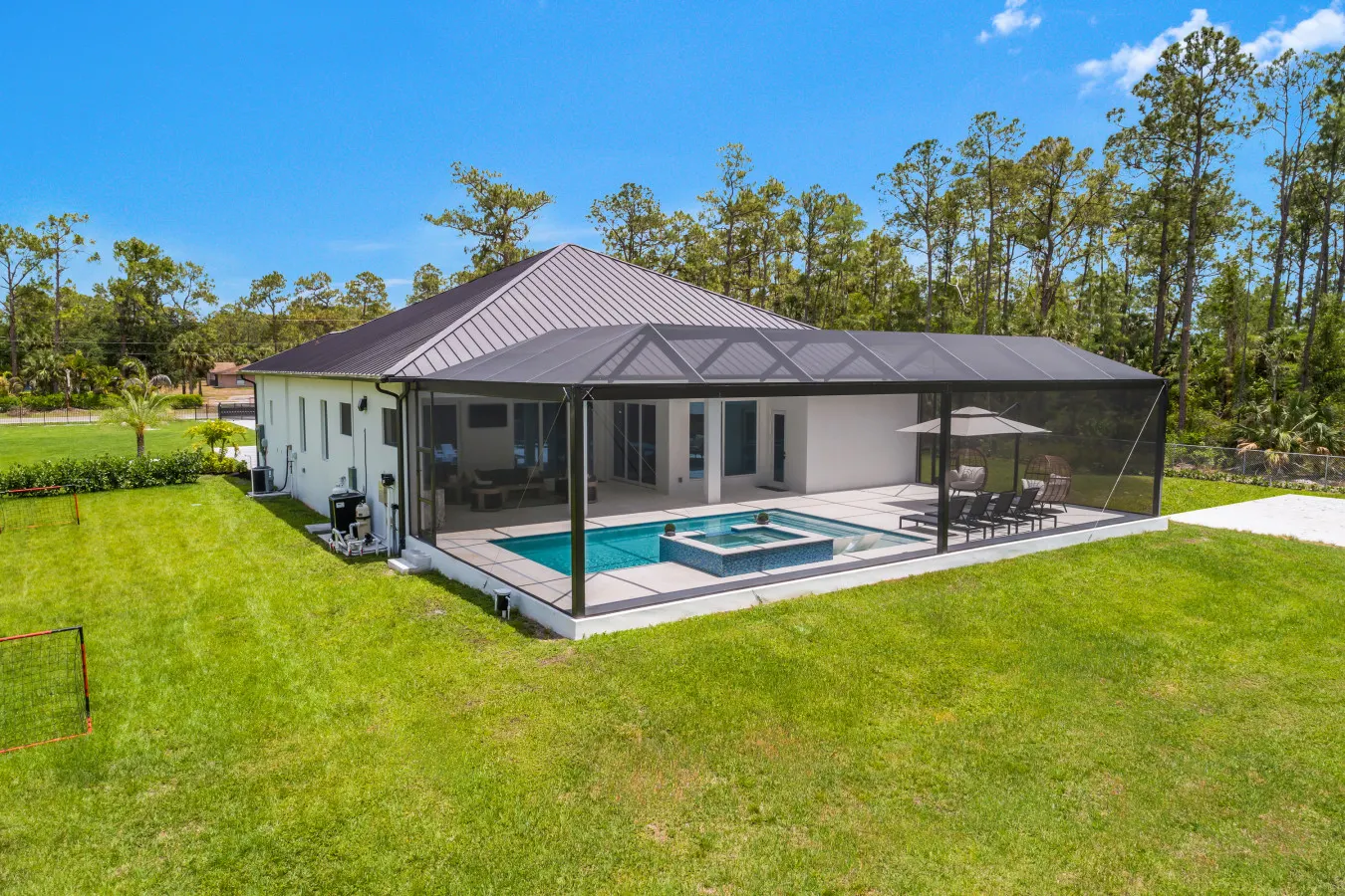Sports Ranch Luxe Estate 16