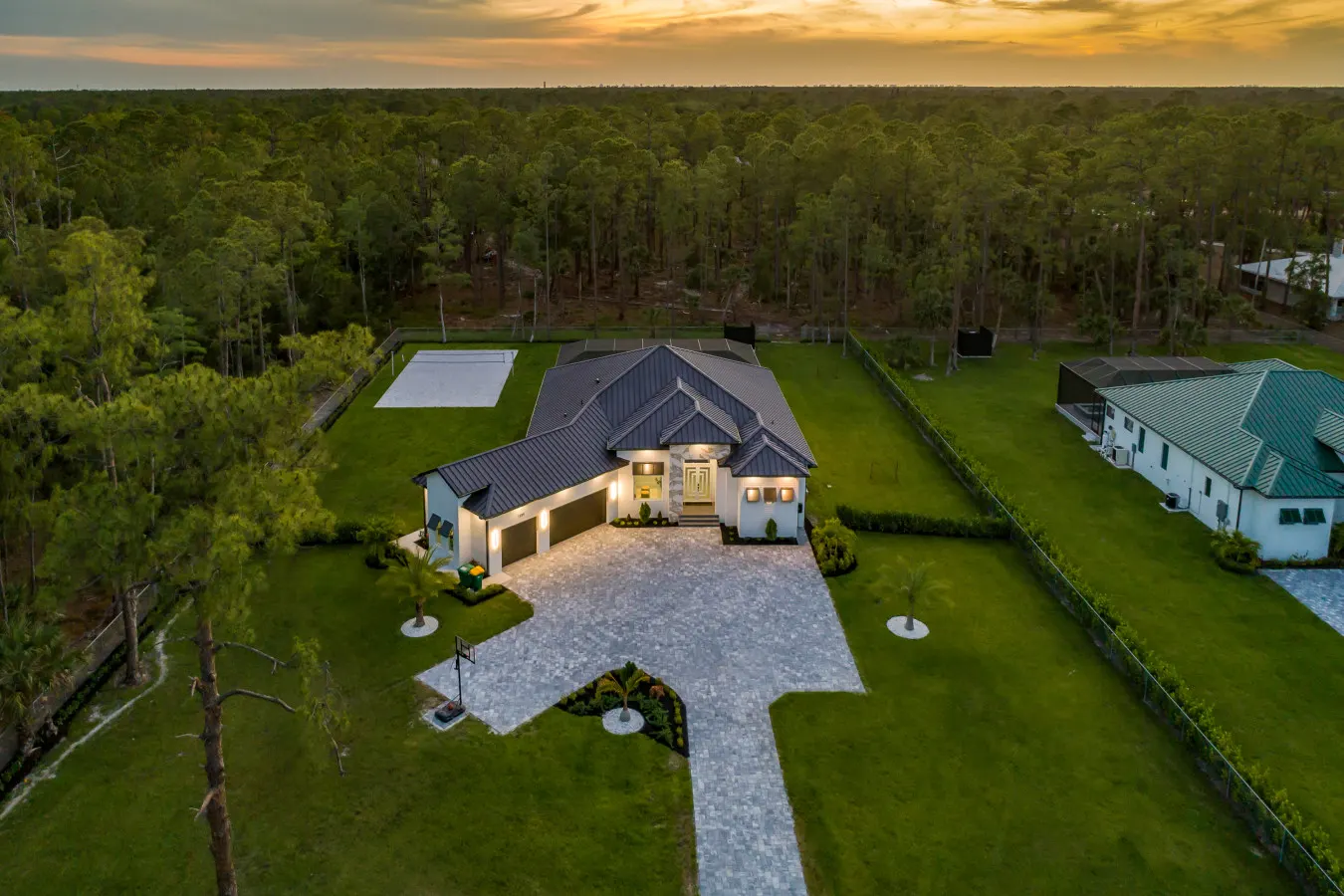 Sports Ranch Luxe Estate — photo 4