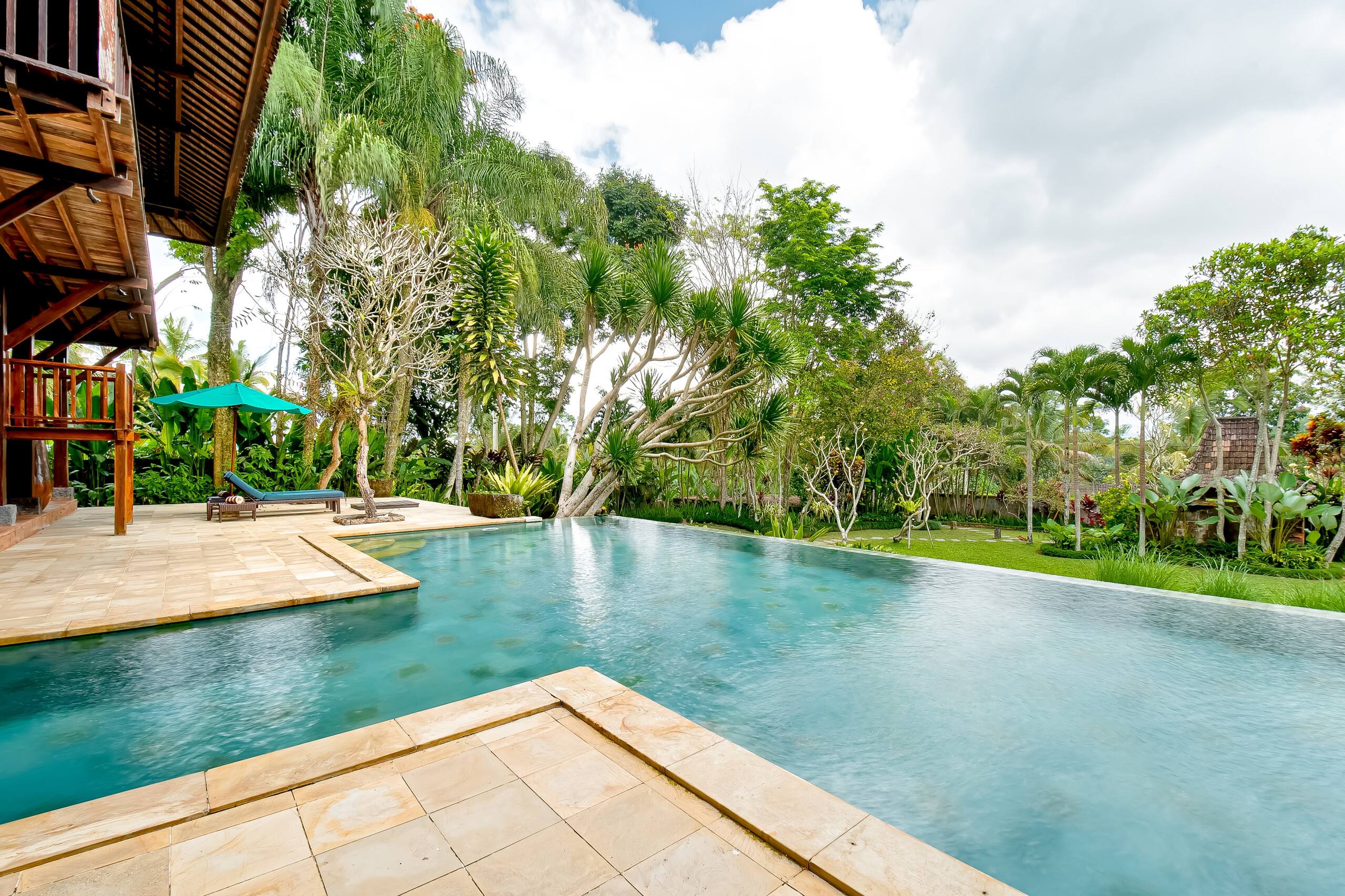 Stay Above The Sky - 7BR Luxury Private Villa — photo 2