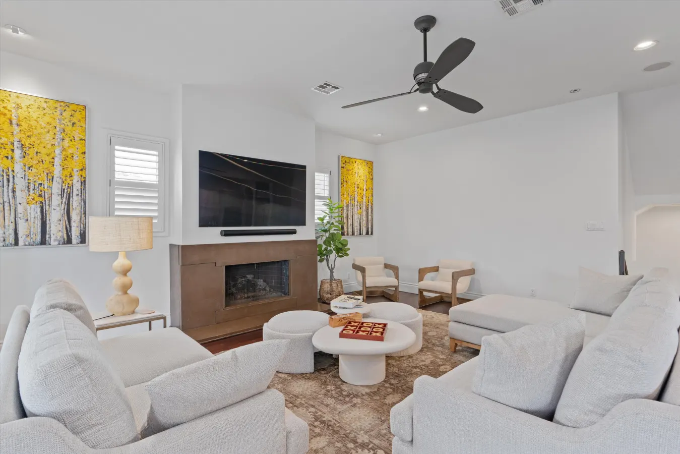 Downtown Oasis : Heated Pool : Spa : Outdoor Living/Dinning : Game Room 13