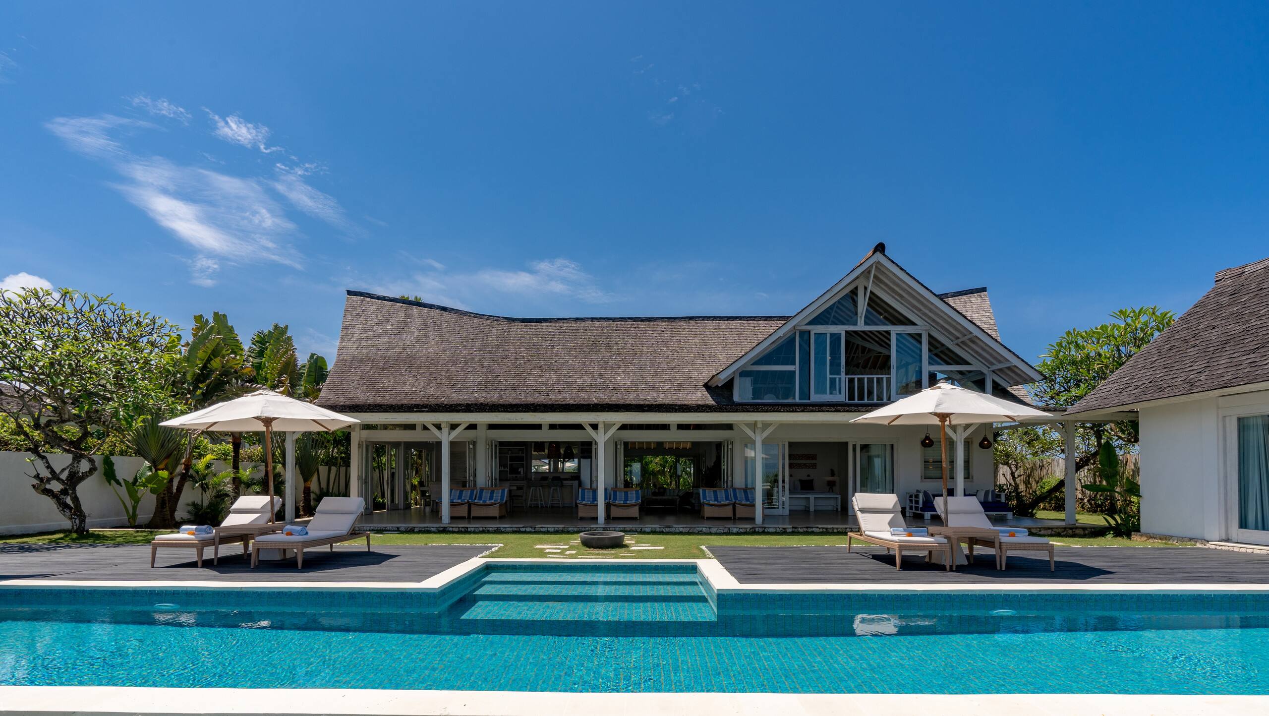 Cliffside 2BR Villa in Nusa Lembongan w/ Pool 7