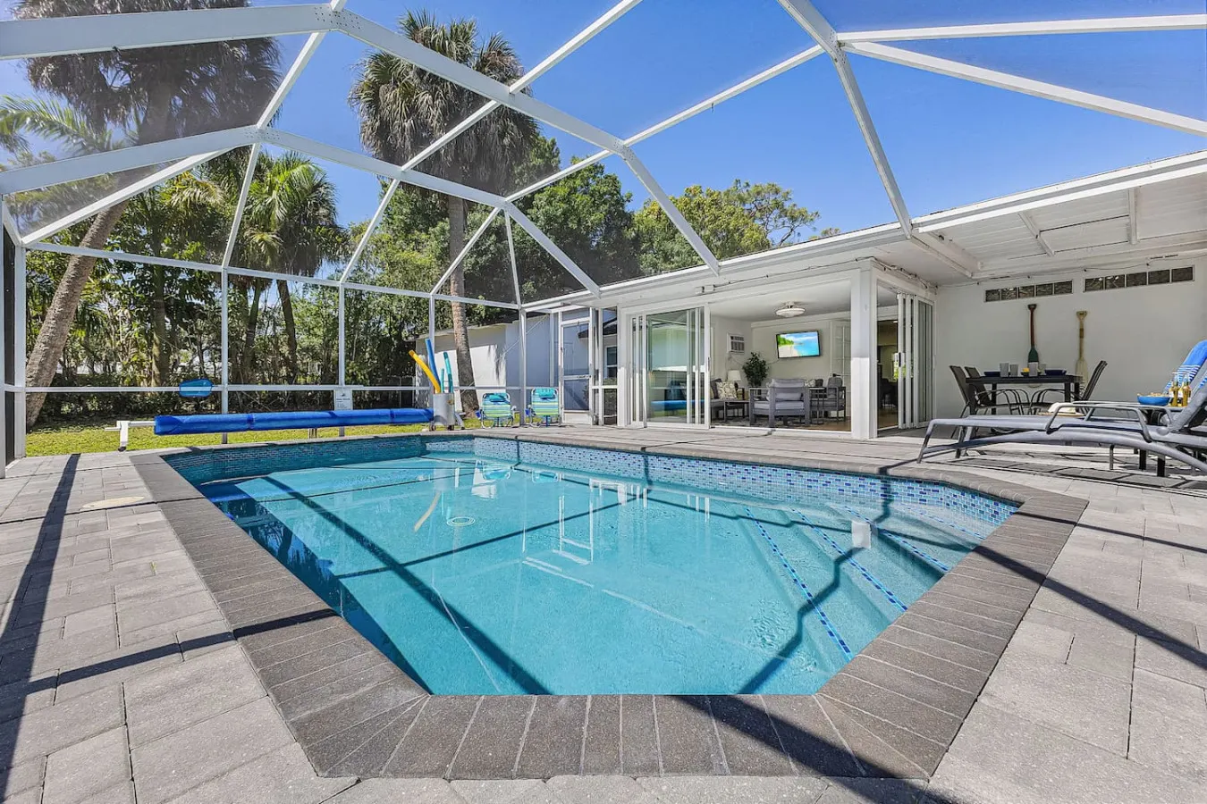 Modern Coastal Retreat Pool Home — photo 2
