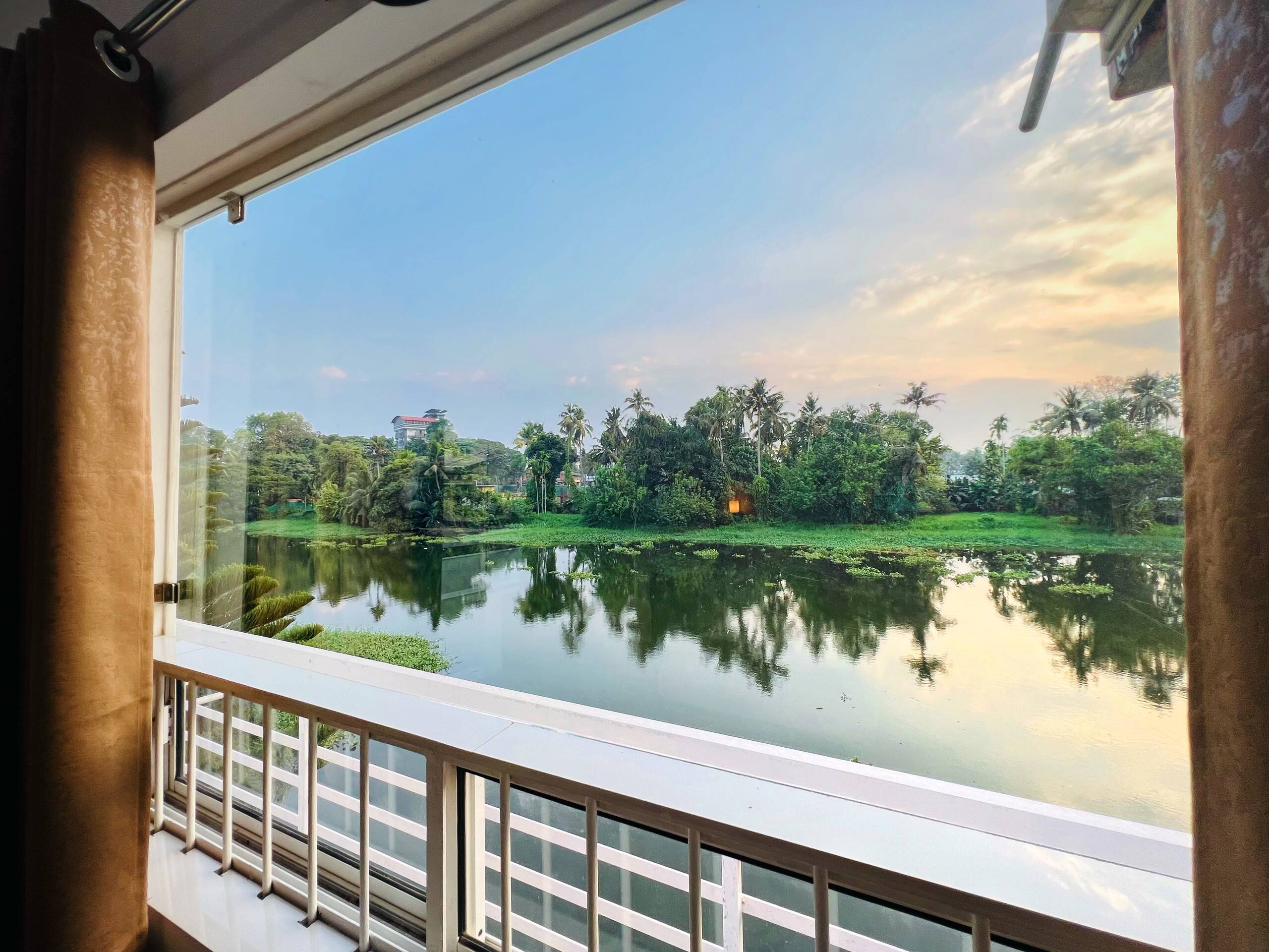 4bhk Premium Waterfront Villa Edapally Kochi AIMS 18