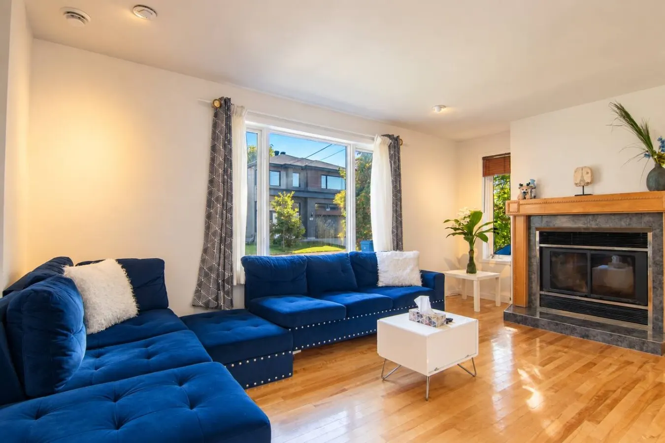 House near Montreal | 6 bdr | 14 guests | 4 bath — photo 2