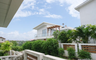 Studio Luxe Warehouse Apartment + Shared Pool 8
