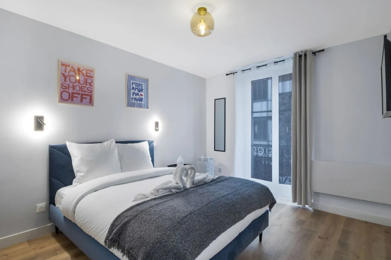 11.Appart 4pers #1 Bedroom # Pigalle # Paris 9 9