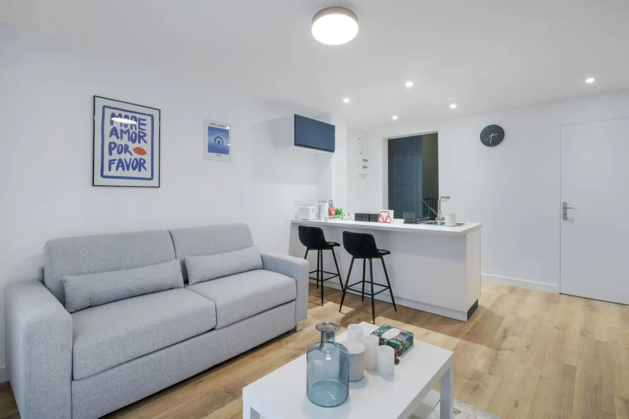11.Appart 4pers #1 Bedroom # Pigalle # Paris 9 3