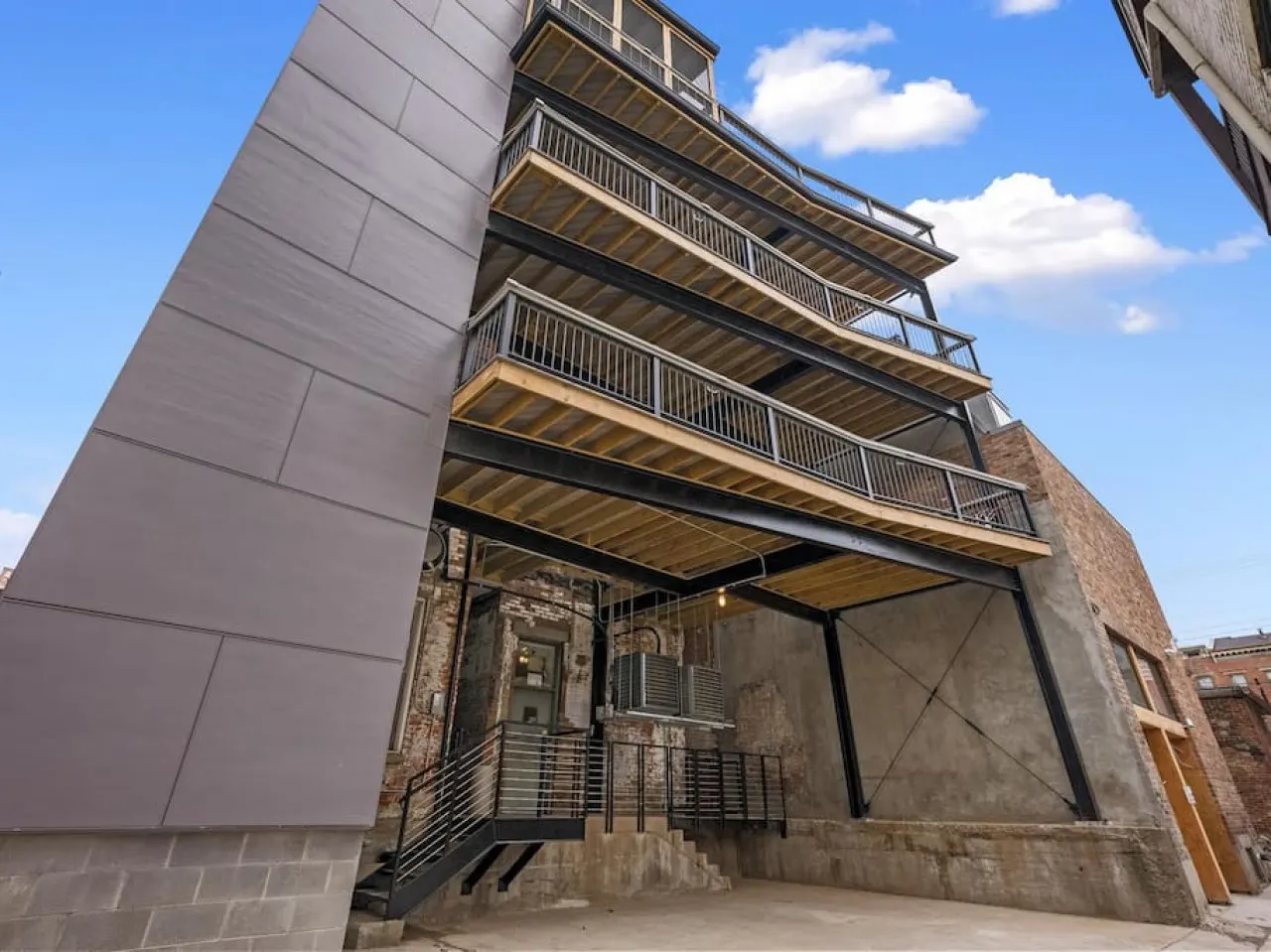 Findlay Suites - Perfect Location Over the Rhine 18