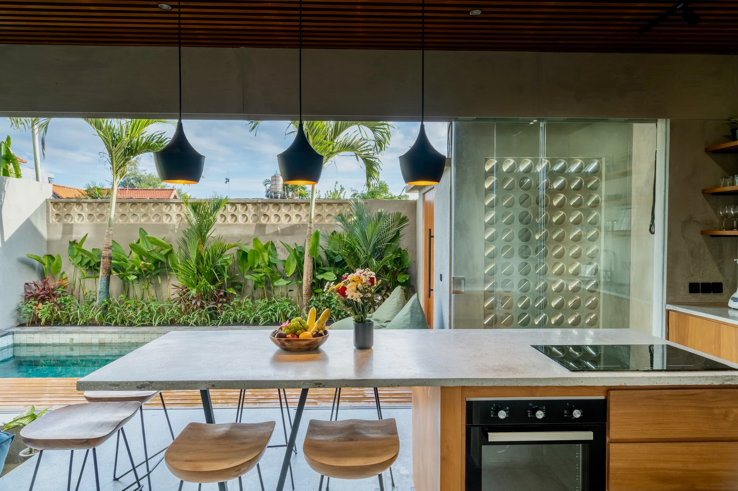 Steps to Beach /Private Pool/ Rooftop & Ocean View 17