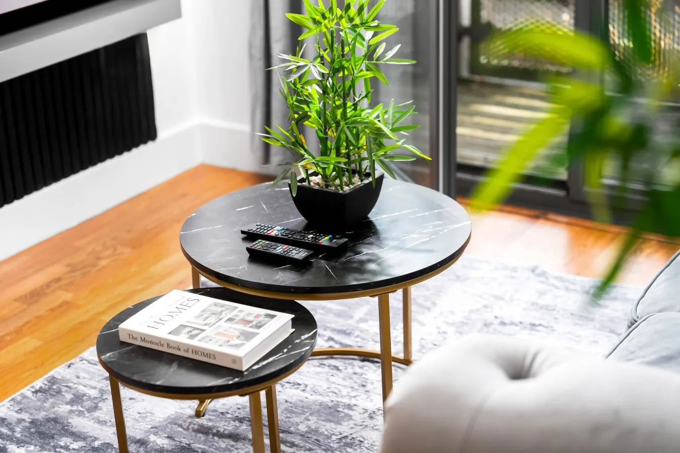 Arcadian Apartment - Single Beds - Balcony - Parking - Fast WIFI 12