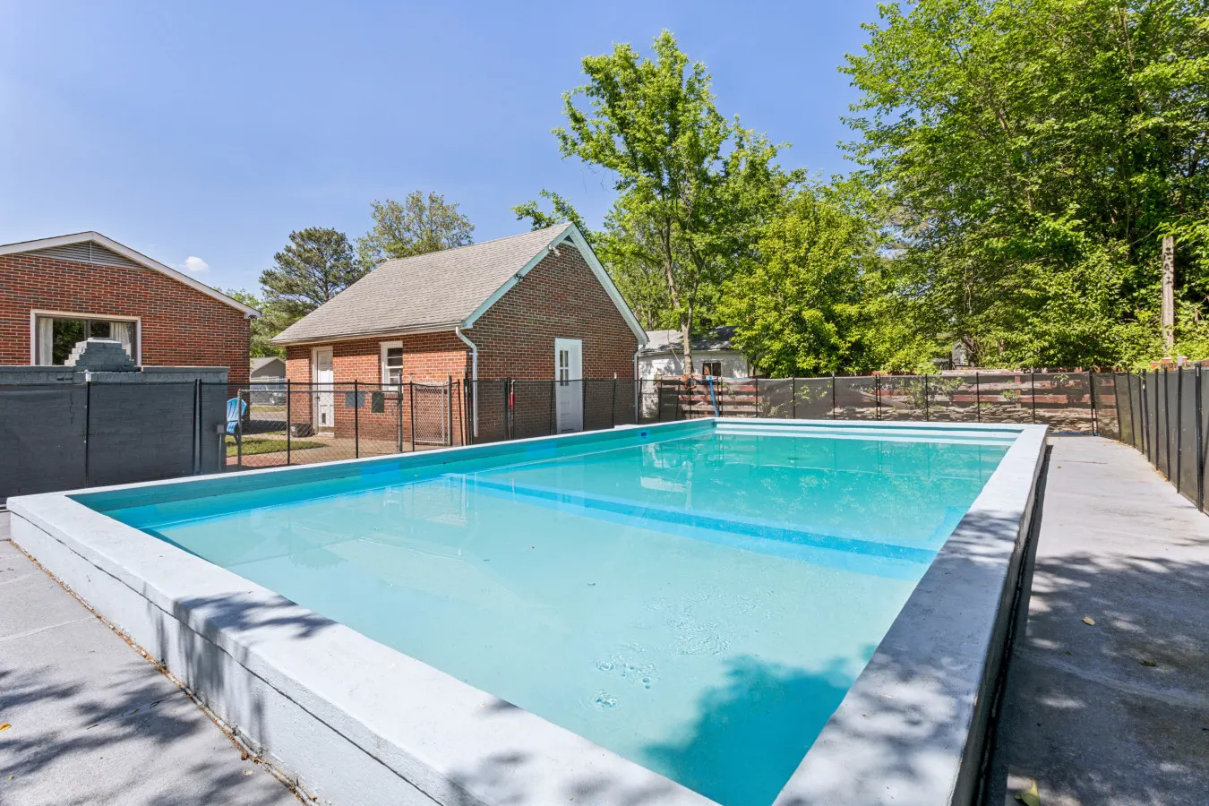 Hampton Getaway | Private Pool, Games, Firepit | Near Coliseum