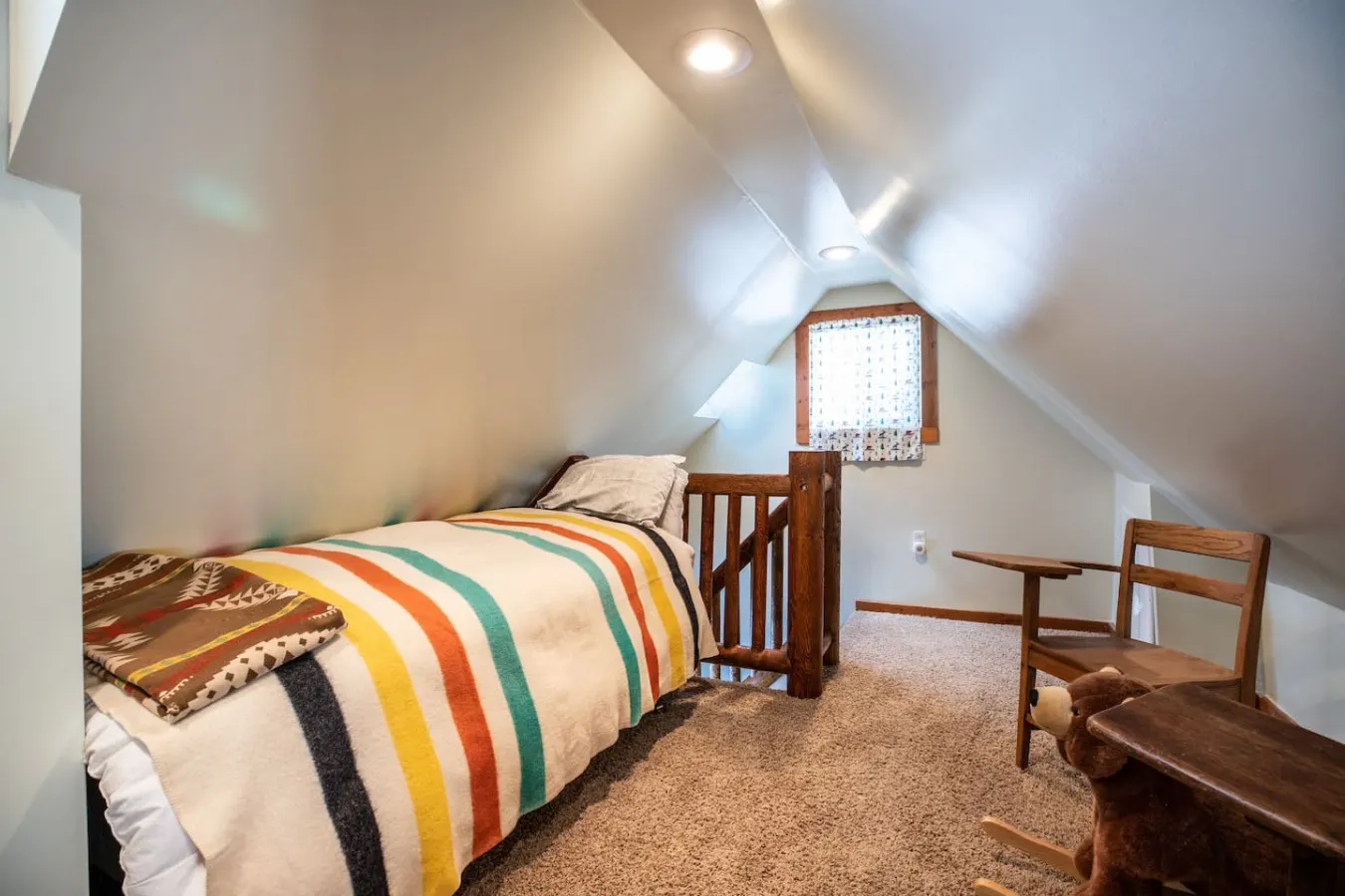 Silver Fork Mountain Retreat- Mins to Ski Resorts! 9