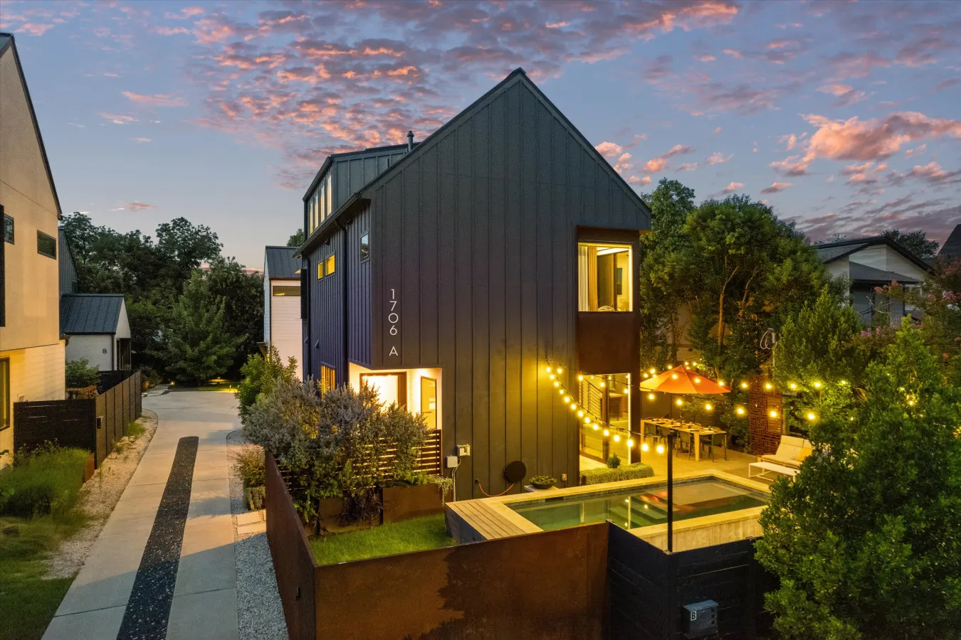 Zilker Homes | 2 Pools, Hot Tub, Fire Pits | Sleeps 18 — photo 4