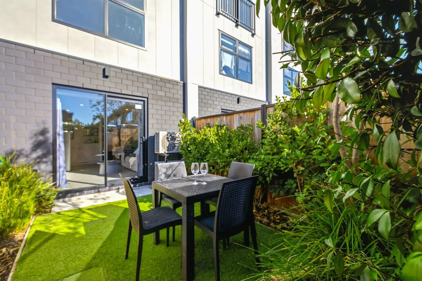 City Escape Near Te Pae & Casino Free Parking 3