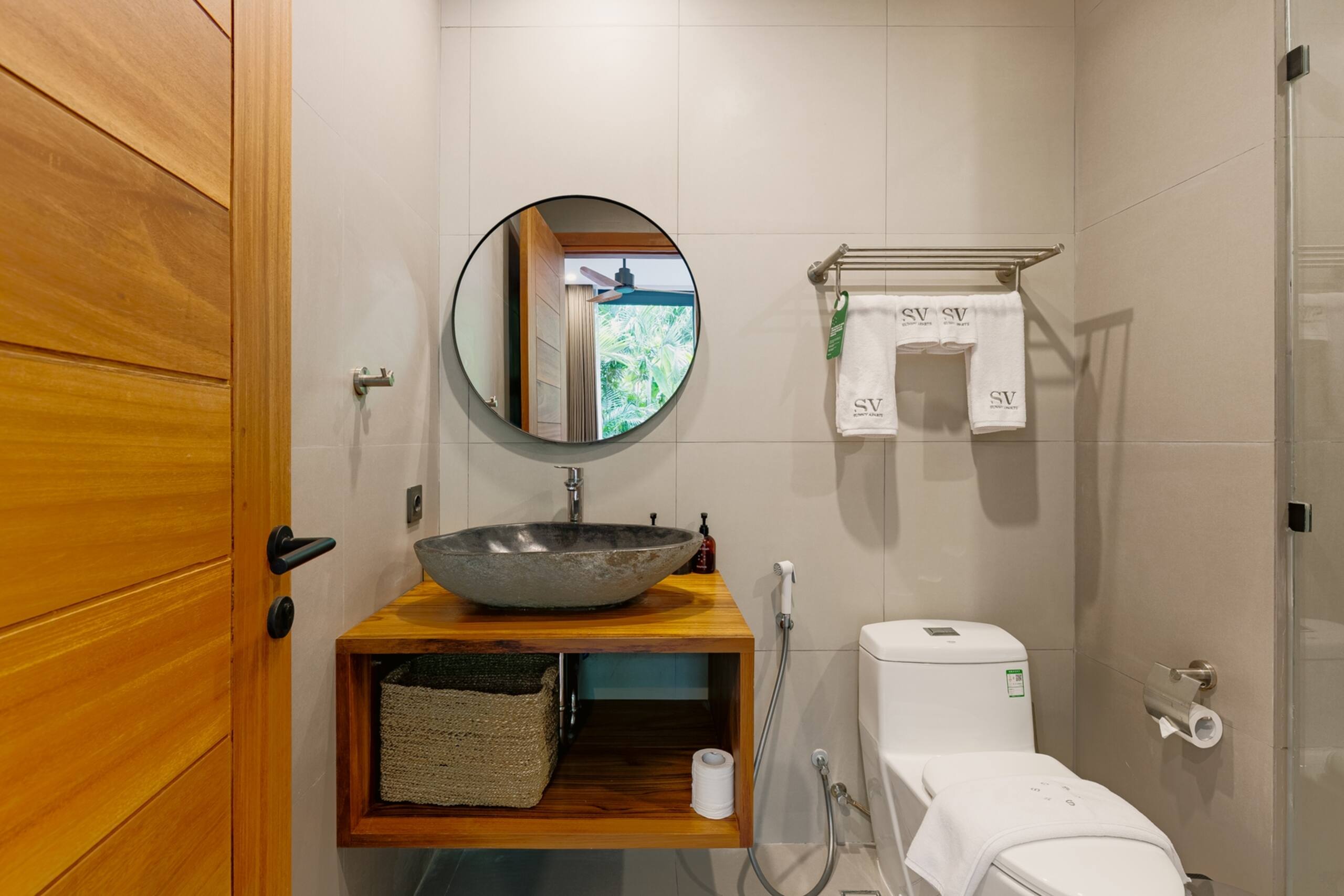 Canggu 1BR Chic Suite | Near Beach, Gym & Recovery 24